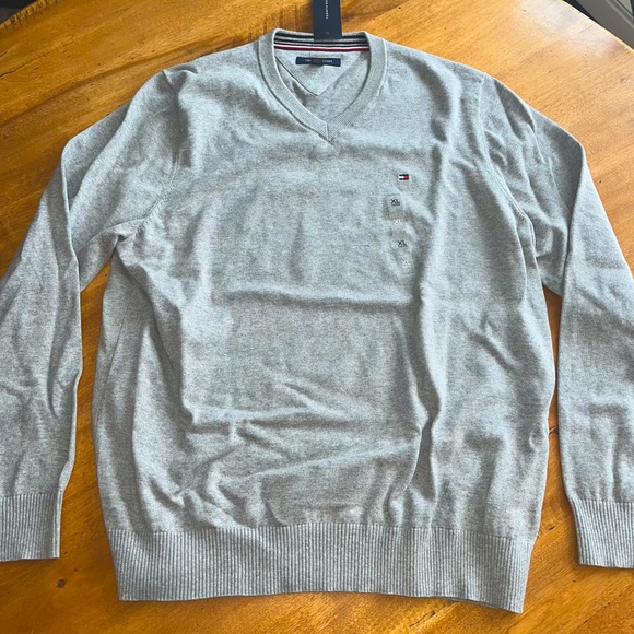 Tommy Hilfiger Other - Tommy Hilfiger: NEW w/ tags Crewneck Size XL